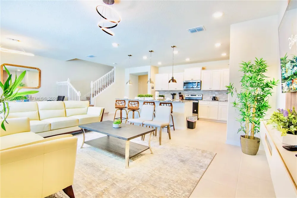 3850 Lana AVE Davenport, FL 33897