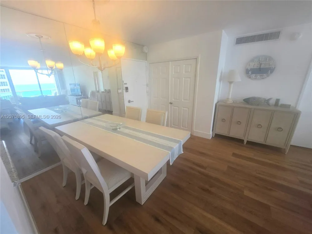 5151 Collins Ave #826 Miami Beach, FL 33140