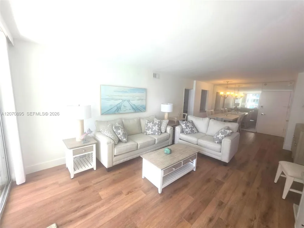5151 Collins Ave #826 Miami Beach, FL 33140