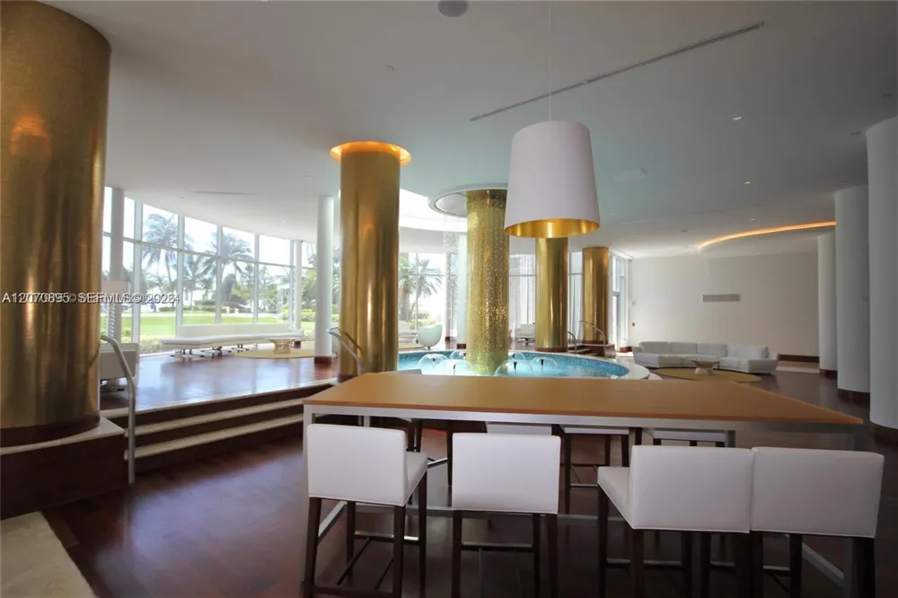 5151 Collins Ave #826 Miami Beach, FL 33140