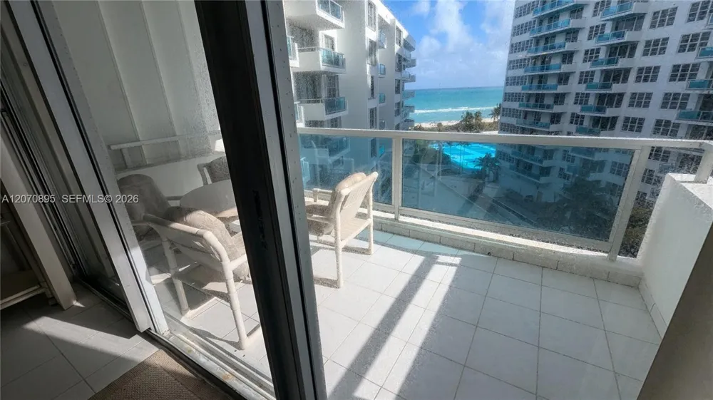 5151 Collins Ave #826 Miami Beach, FL 33140