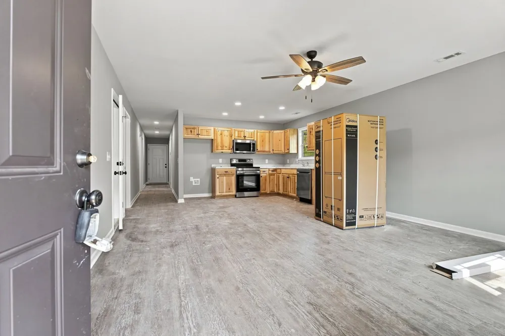 105 N B St Hillsboro, TN 37342
