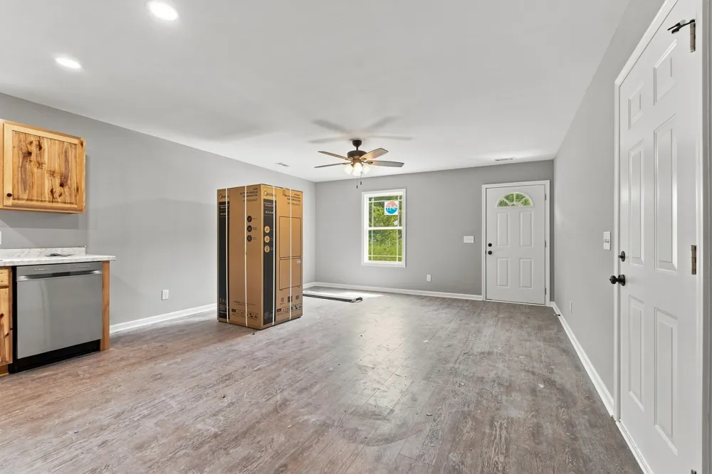 105 N B St Hillsboro, TN 37342
