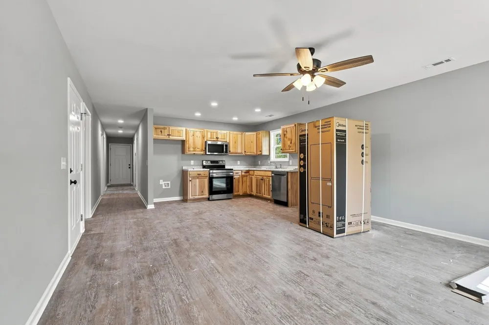 105 N B St Hillsboro, TN 37342