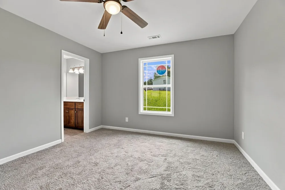 105 N B St Hillsboro, TN 37342