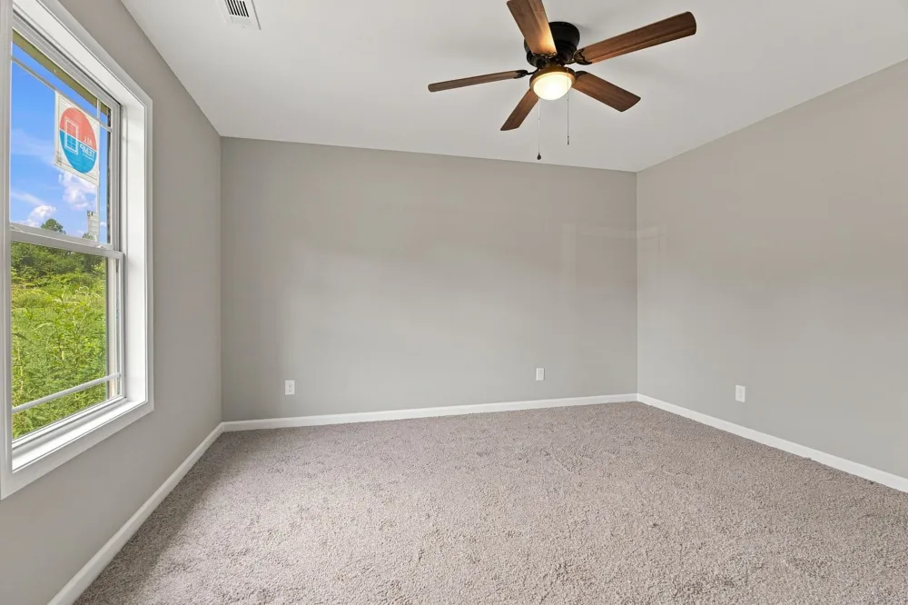 105 N B St Hillsboro, TN 37342