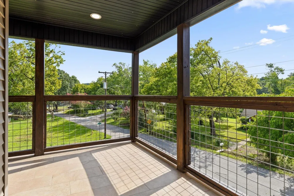 3915 Meadow Lane Chattanooga, TN 37406