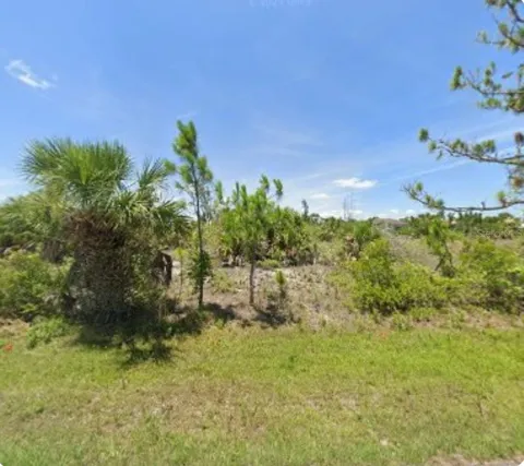 15089 LAKELAND CIRCLE