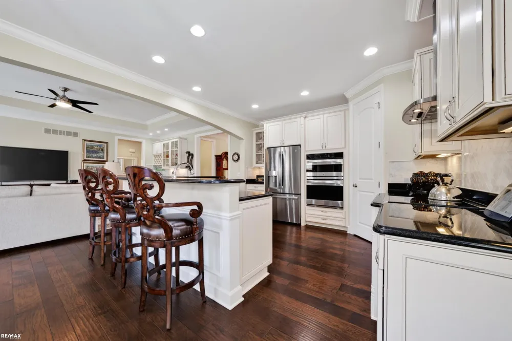 58773 Valley View Dr Drive Washington Township, MI 48094