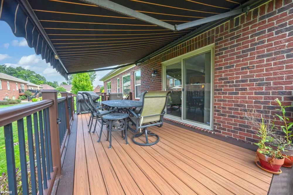 58773 Valley View Dr Drive Washington Township, MI 48094