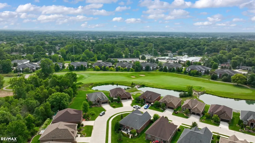 58773 Valley View Dr Drive Washington Township, MI 48094