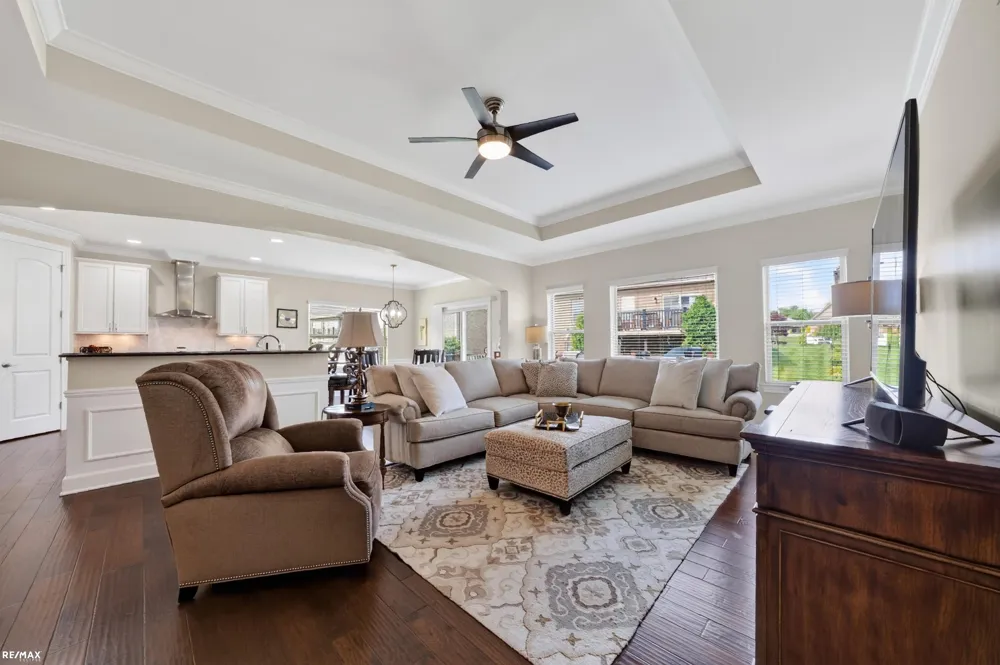 58773 Valley View Dr Drive Washington Township, MI 48094