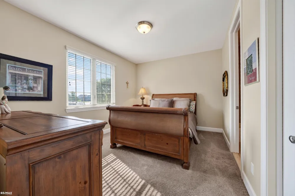 58773 Valley View Dr Drive Washington Township, MI 48094