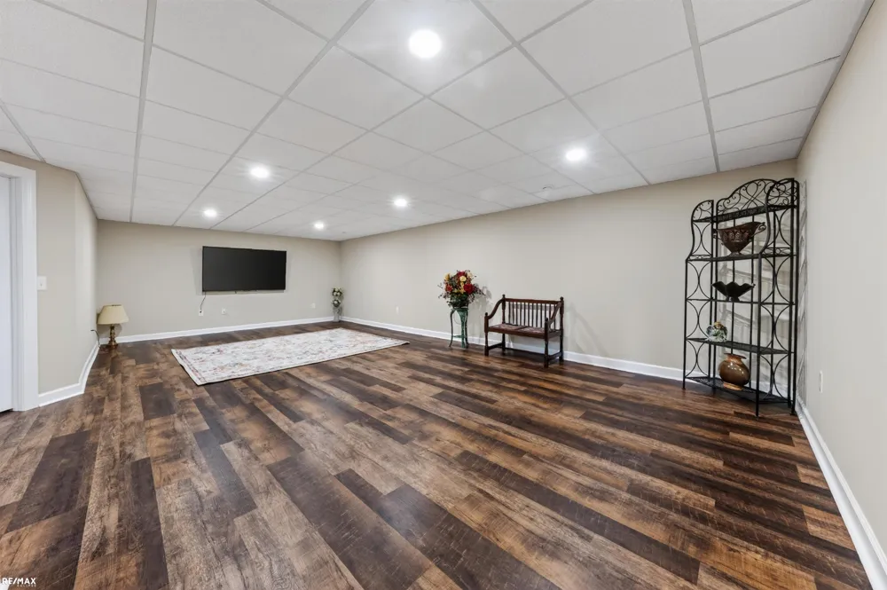 58773 Valley View Dr Drive Washington Township, MI 48094