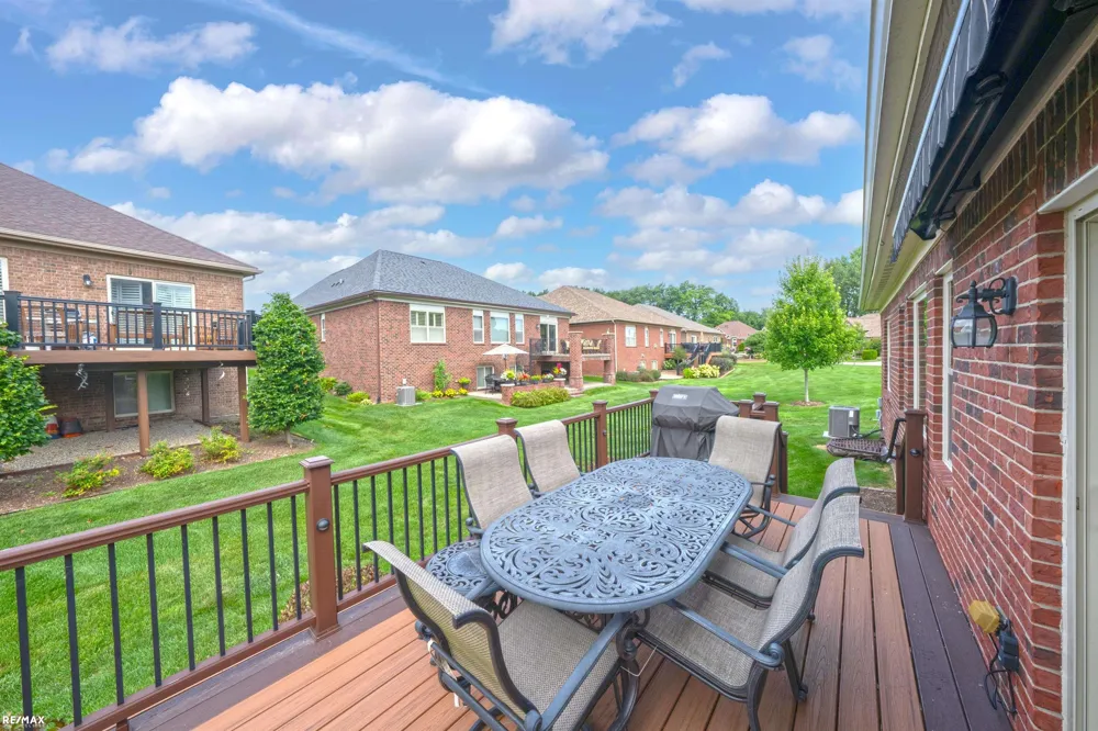 58773 Valley View Dr Drive Washington Township, MI 48094