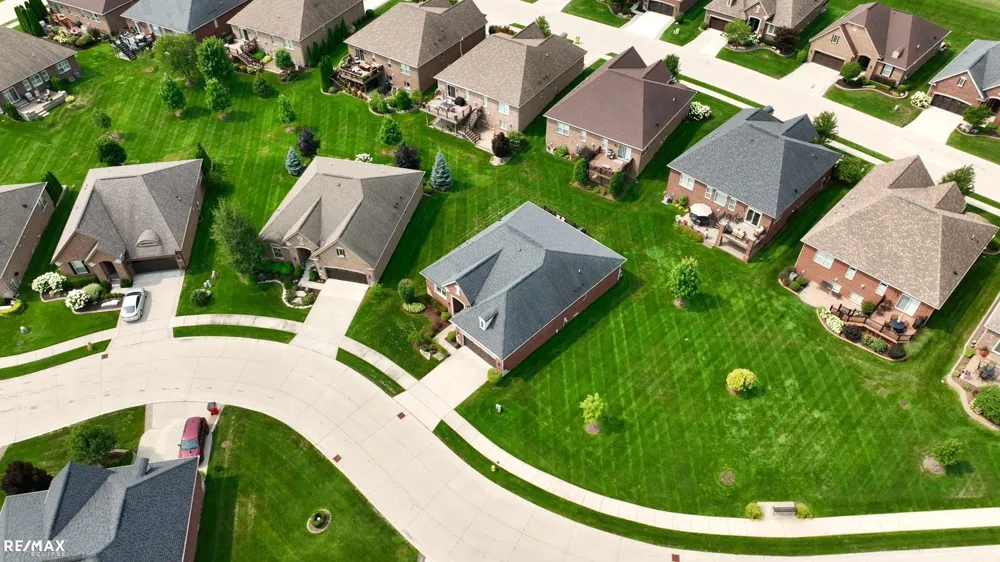 58773 Valley View Dr Drive Washington Township, MI 48094