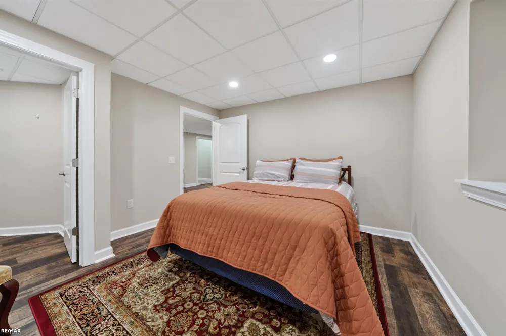 58773 Valley View Dr Drive Washington Township, MI 48094