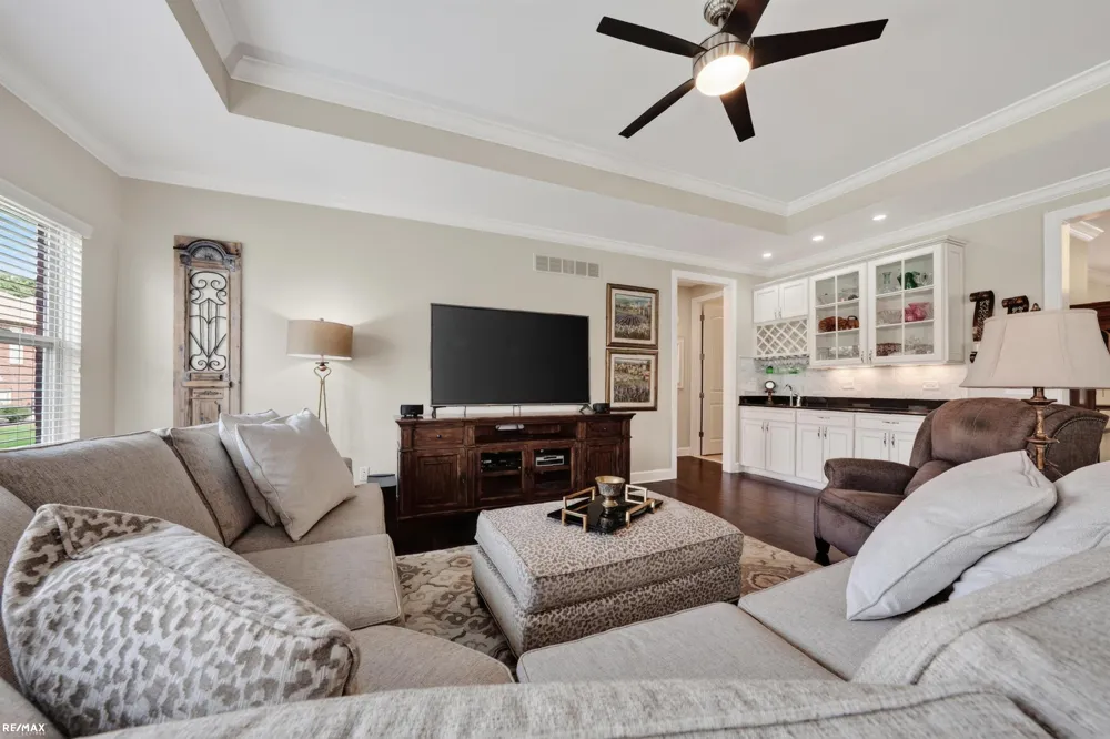 58773 Valley View Dr Drive Washington Township, MI 48094