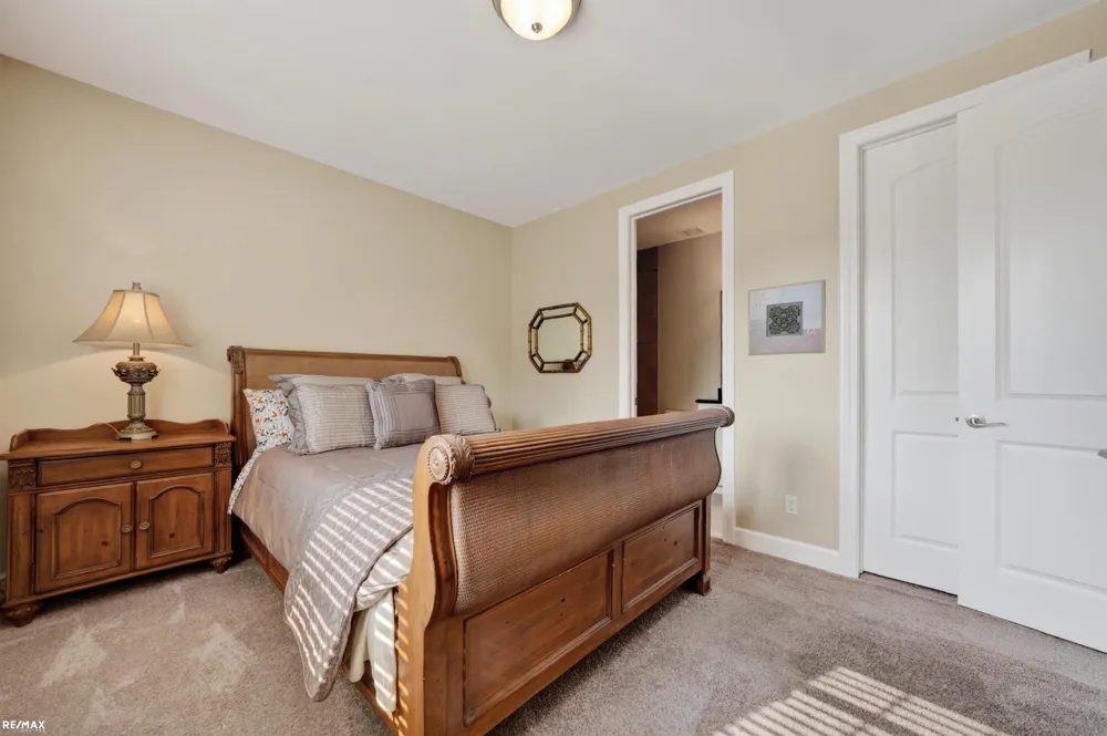 58773 Valley View Dr Drive Washington Township, MI 48094