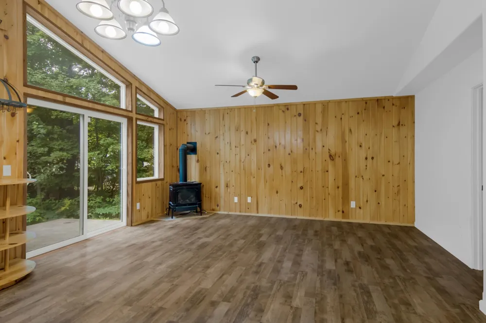 880 Cedar Trail Green Lake Township, MI 49643