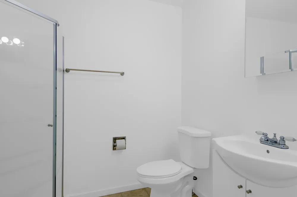 880 Cedar Trail Green Lake Township, MI 49643