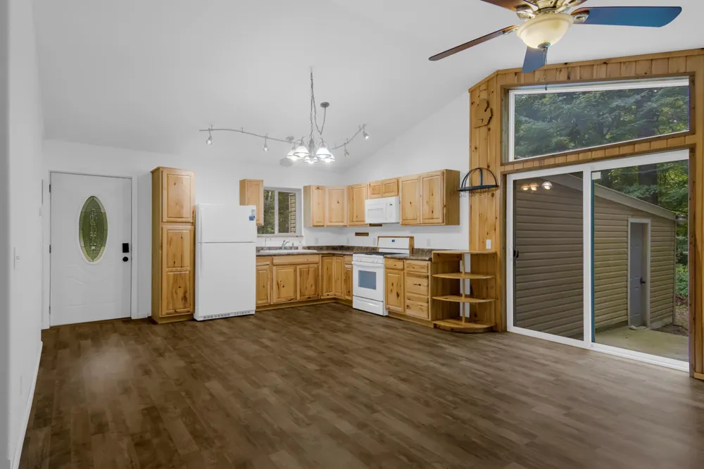 880 Cedar Trail Green Lake Township, MI 49643