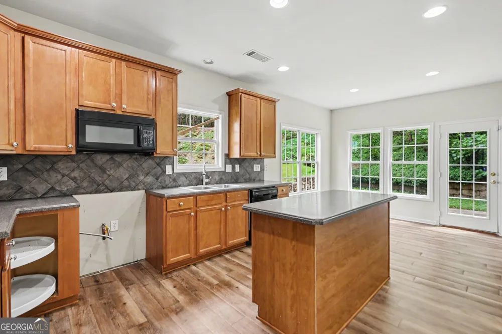 310 Haley CIR South Fulton, GA 30349