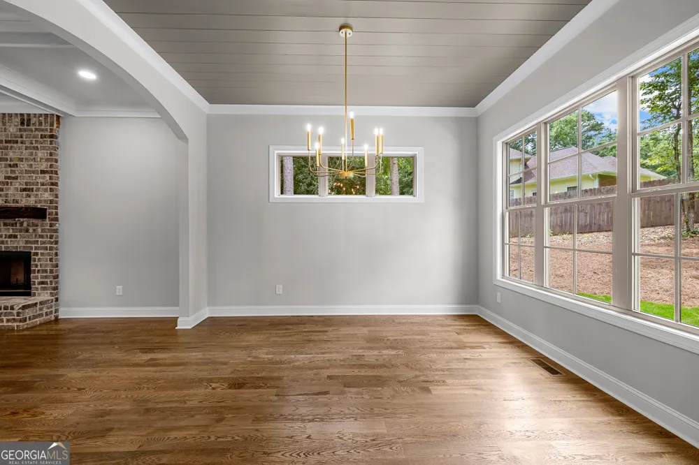 118 Sunny Point CIR LaGrange, GA 30240
