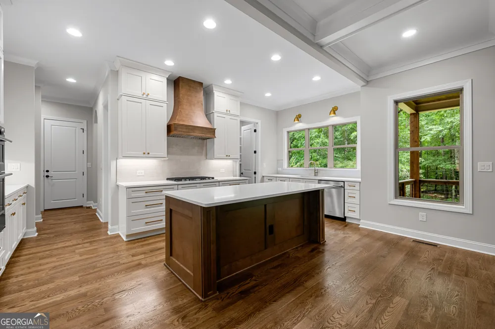 118 Sunny Point CIR LaGrange, GA 30240
