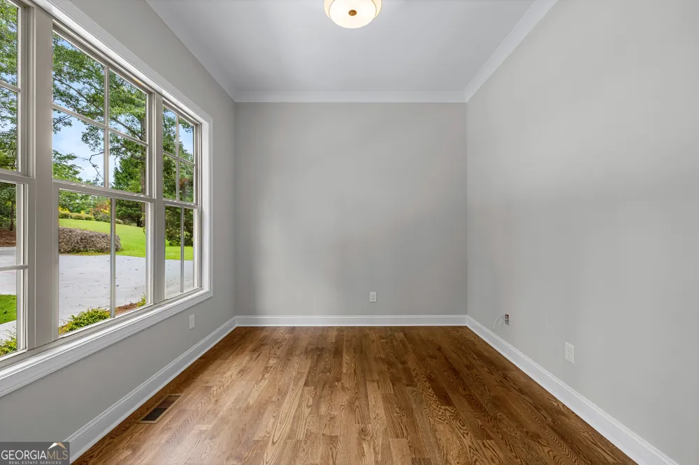 118 Sunny Point CIR LaGrange, GA 30240