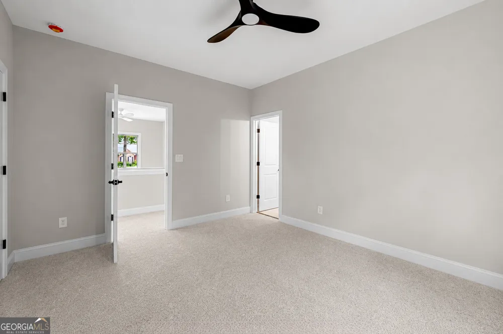 118 Sunny Point CIR LaGrange, GA 30240
