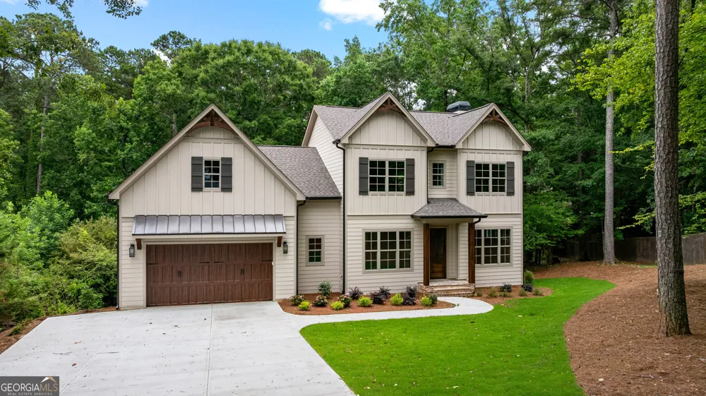 118 Sunny Point CIR LaGrange, GA 30240