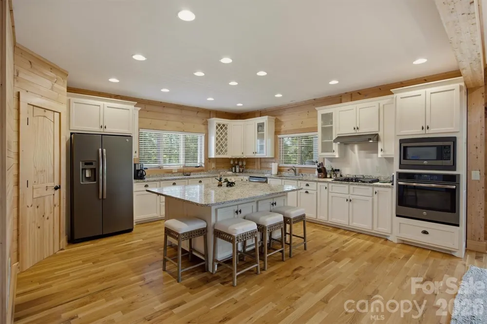2040 Shannon Drive Morganton, NC 28655