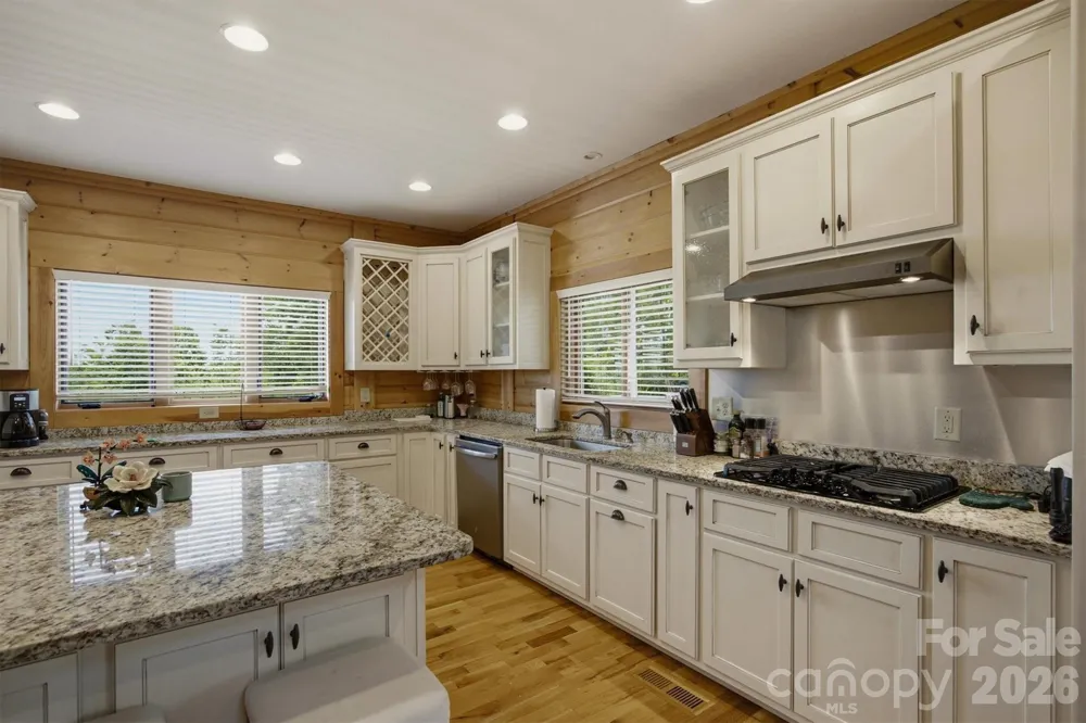 2040 Shannon Drive Morganton, NC 28655