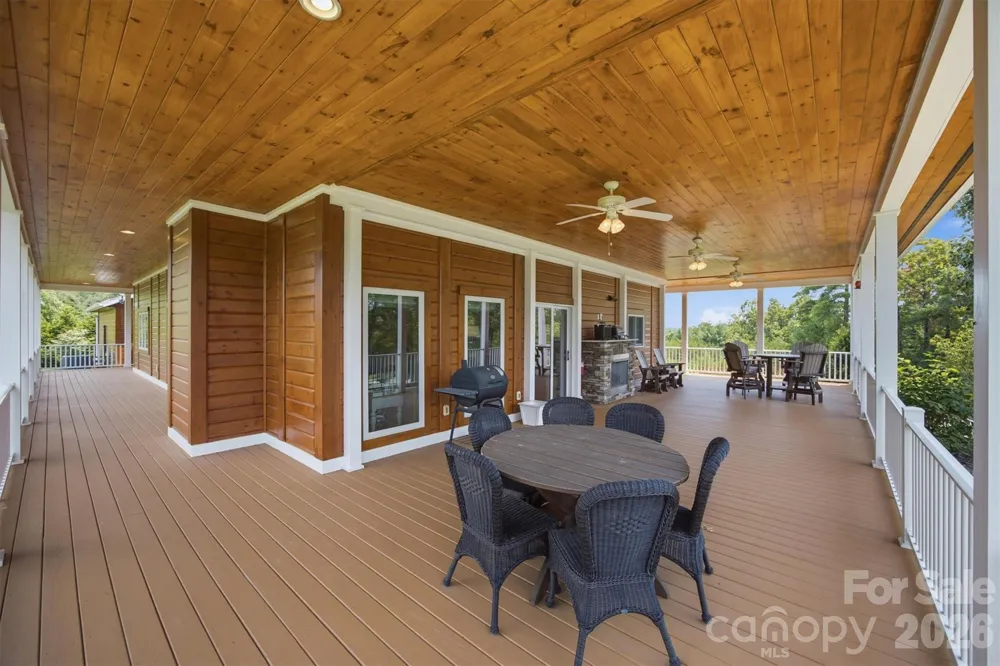 2040 Shannon Drive Morganton, NC 28655