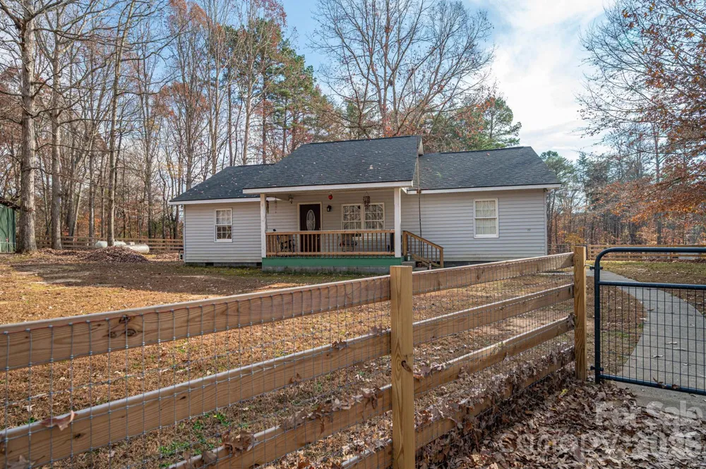 1011 Lester Trail Iron Station, NC 28080