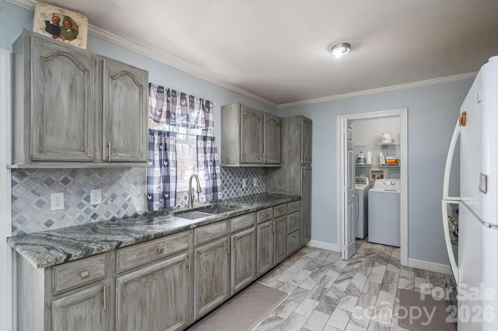1011 Lester Trail Iron Station, NC 28080