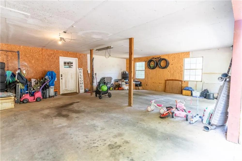 111 Willow Commerce, GA 30529