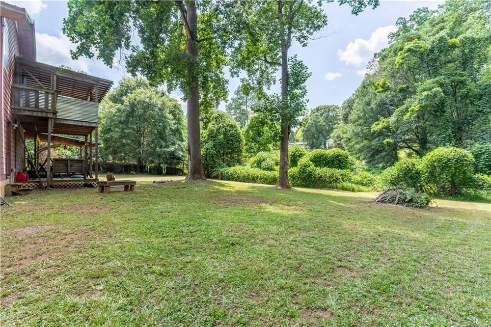 111 Willow Commerce, GA 30529