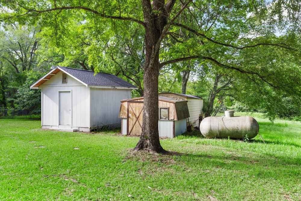 10068 CR 2213 Tyler, TX 75707