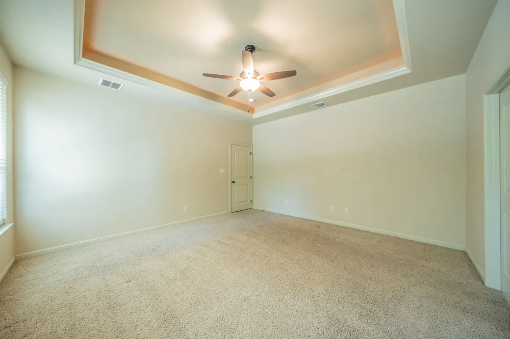 1812 Rockview Drive Granbury, TX 76049