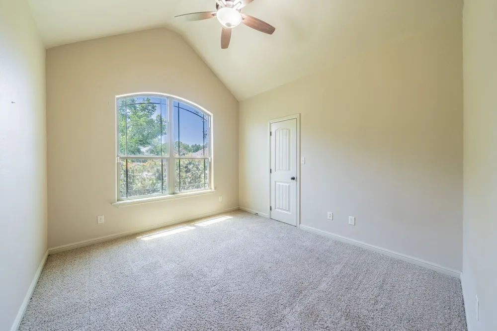 1812 Rockview Drive Granbury, TX 76049