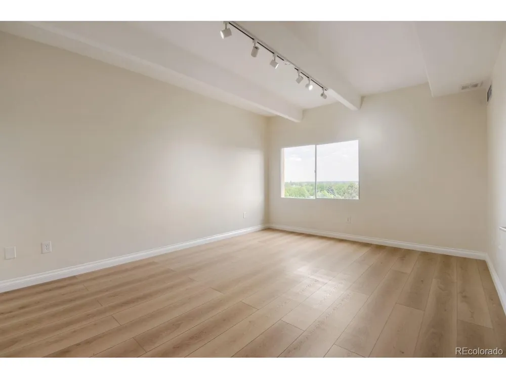 7877 E Mississippi Avenue #706 Denver, CO 80247