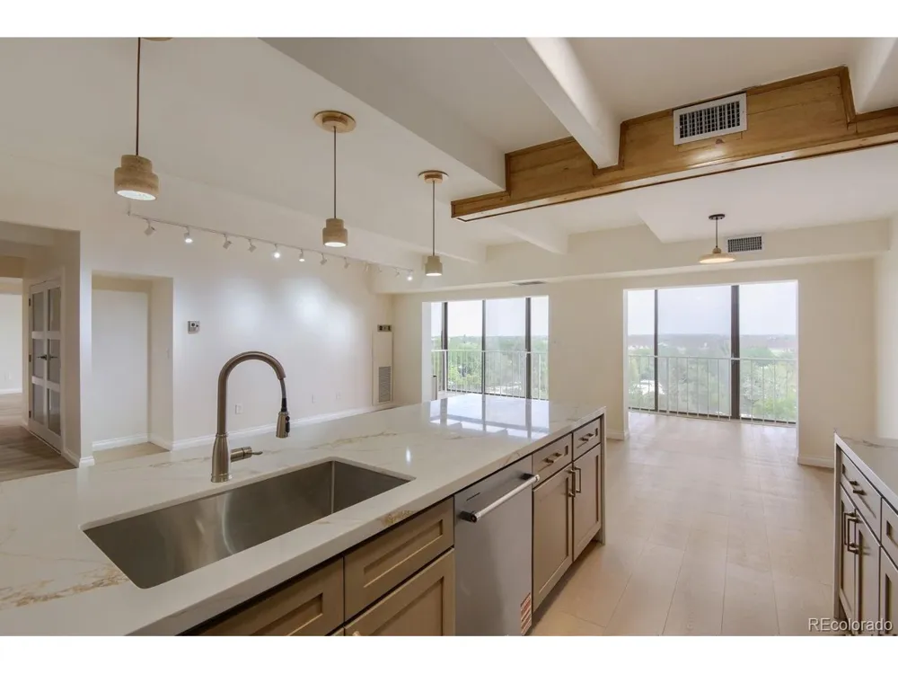 7877 E Mississippi Avenue #706 Denver, CO 80247
