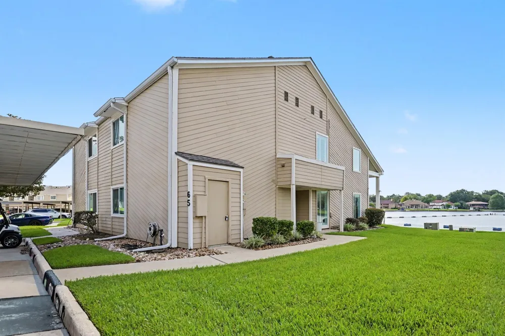 65 April Point Drive S Montgomery, TX 77356