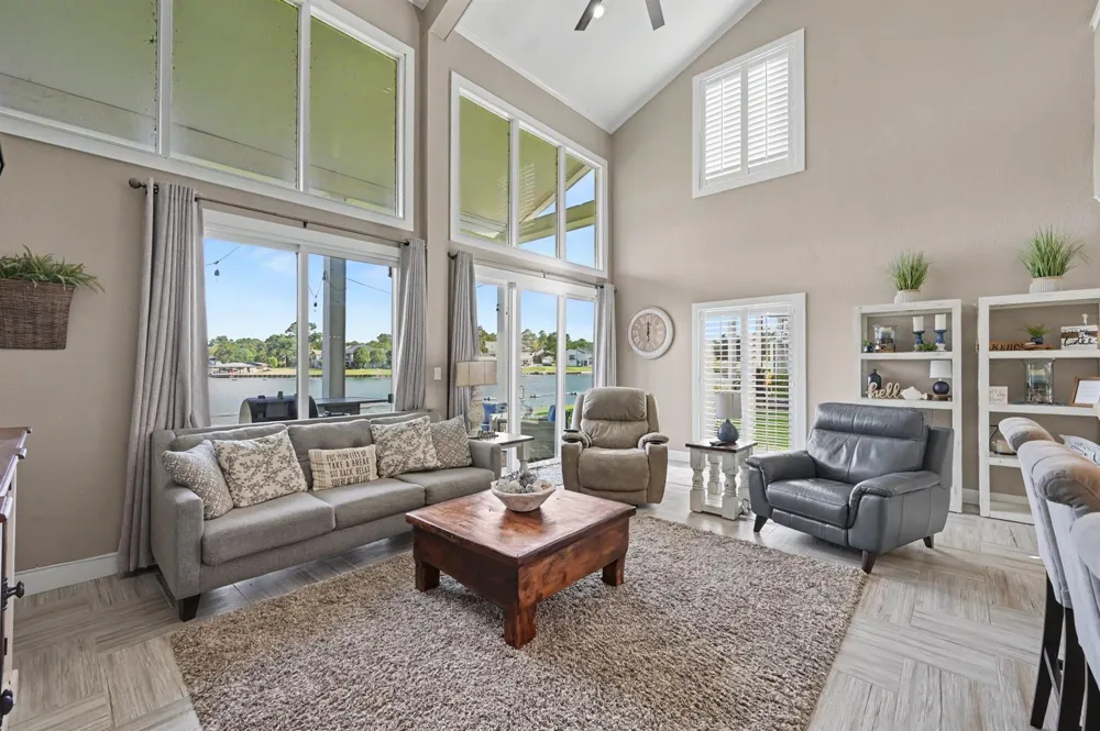 65 April Point Drive S Montgomery, TX 77356