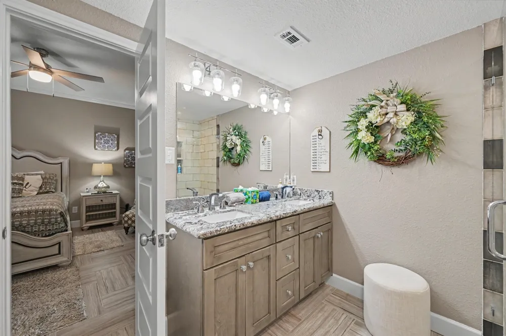 65 April Point Drive S Montgomery, TX 77356