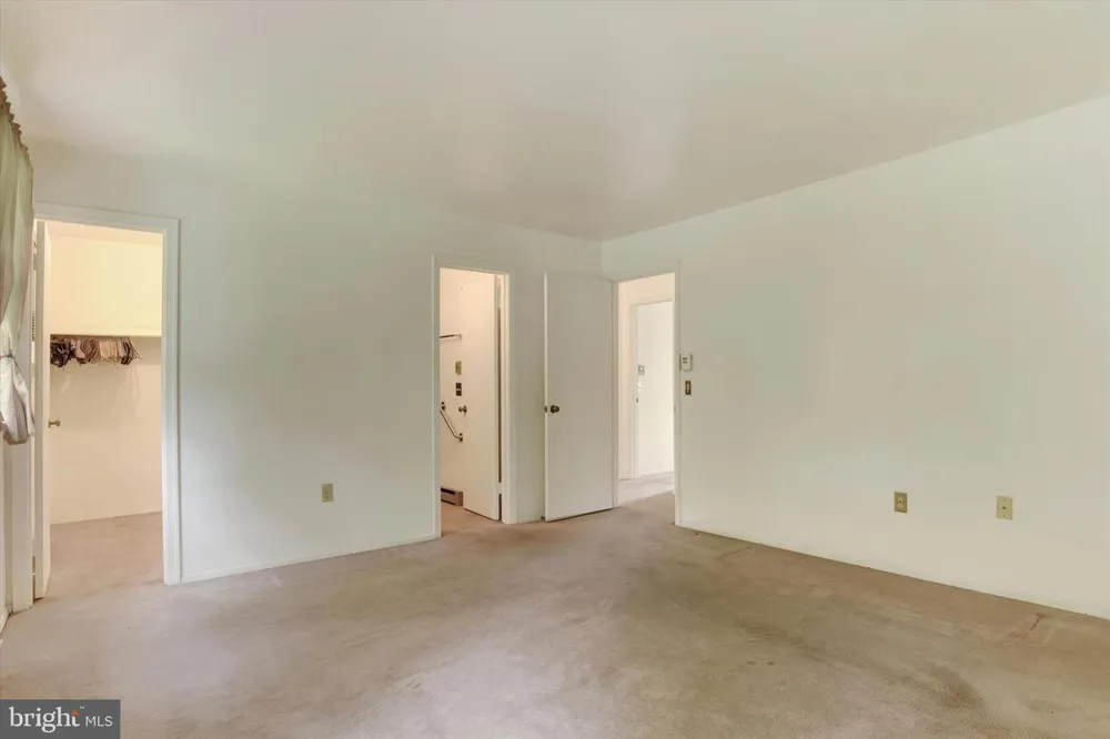 1504 WANDERING WAY Harrisburg, PA 17110