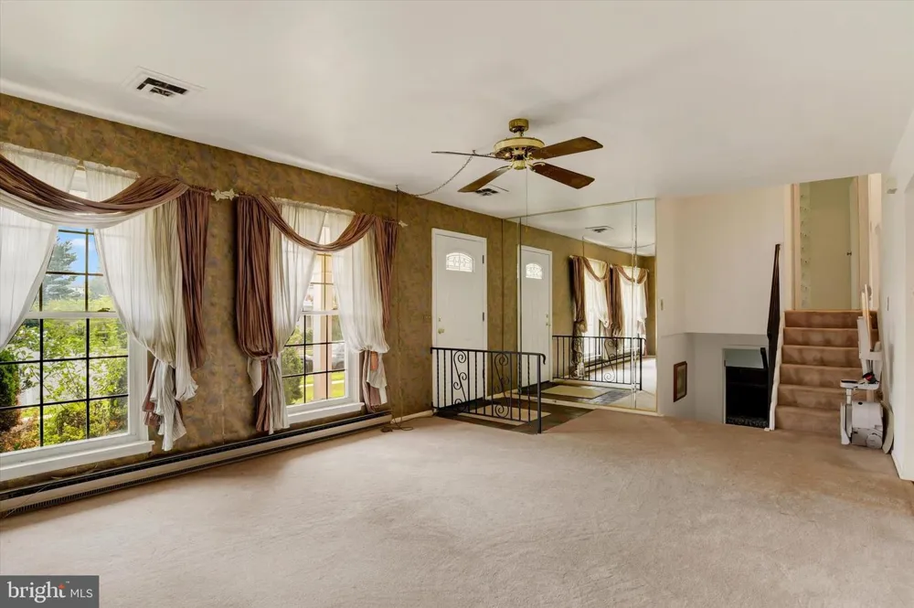1504 WANDERING WAY Harrisburg, PA 17110