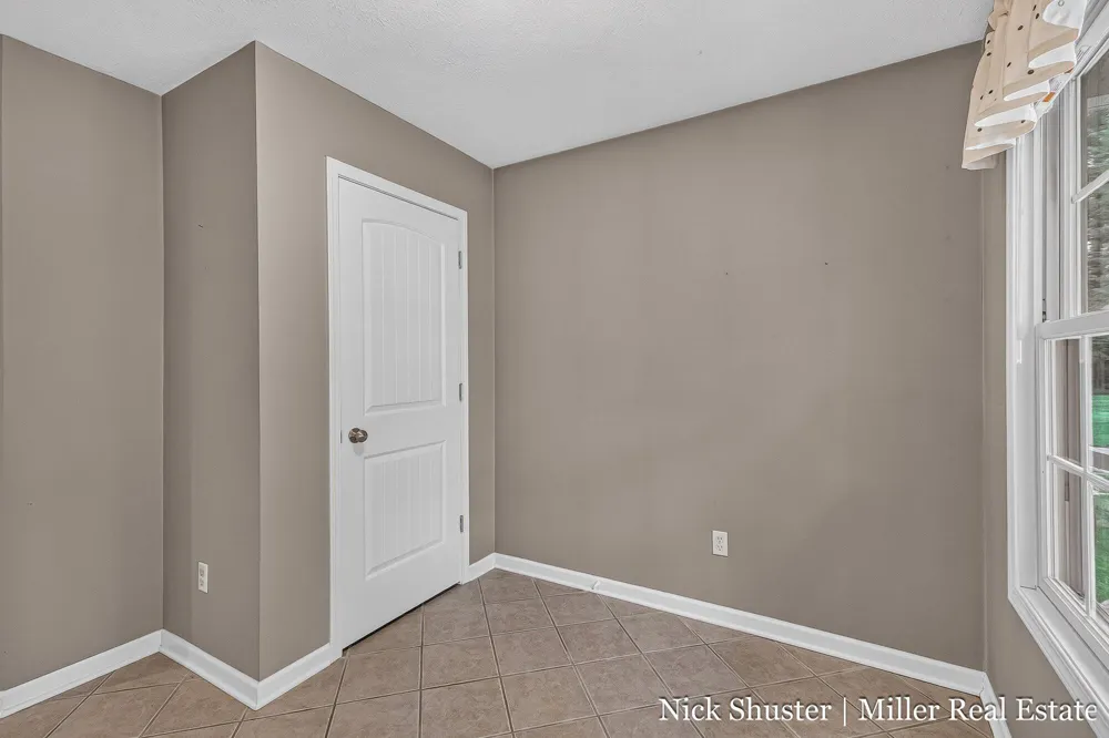 712 Riverwalk Street #11 Hastings, MI 49058